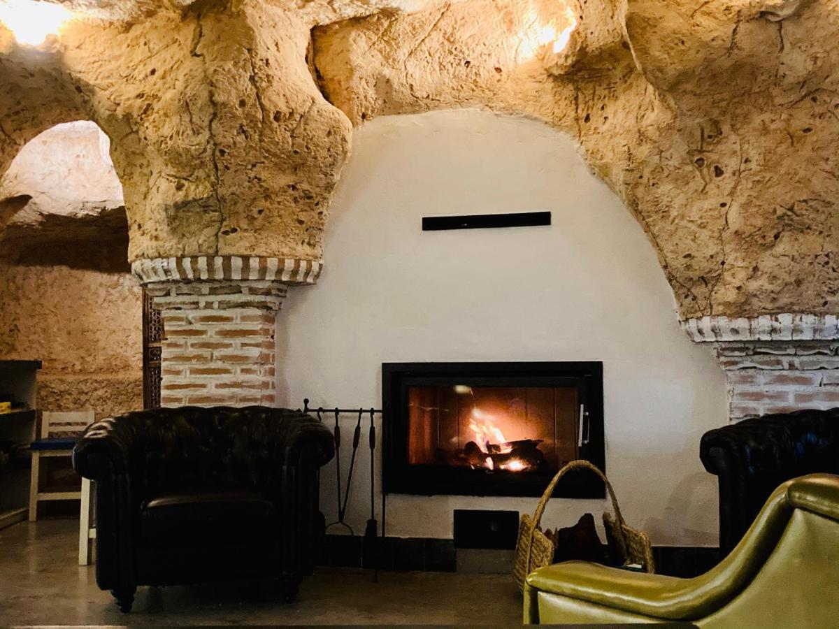 Casa Rural Cueva El Nido Casas de Fernando Alonso 外观 照片