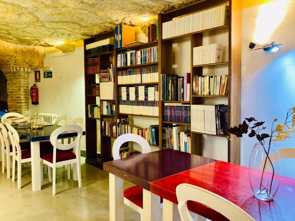 Casa Rural Cueva El Nido Casas de Fernando Alonso 外观 照片