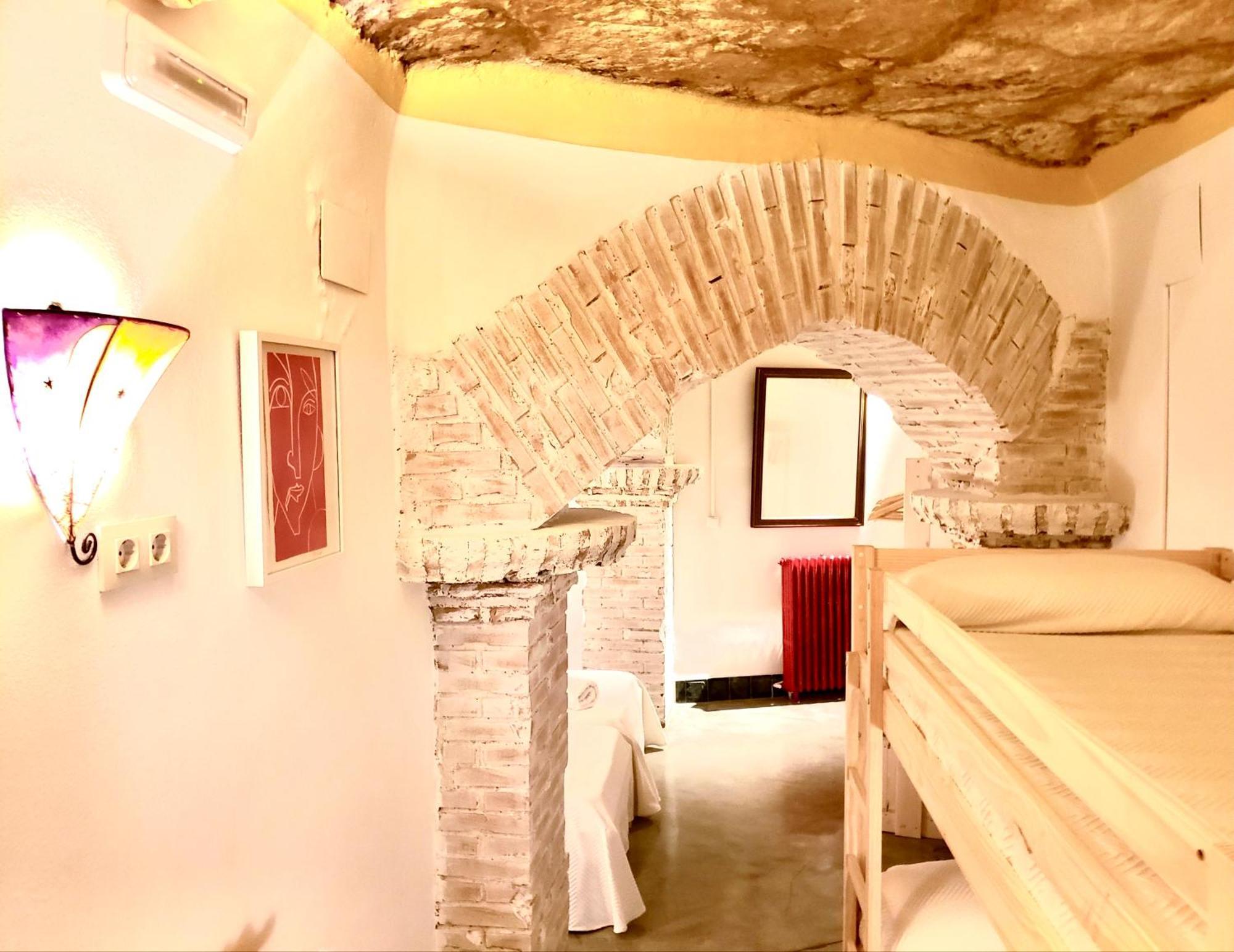 Casa Rural Cueva El Nido Casas de Fernando Alonso 外观 照片