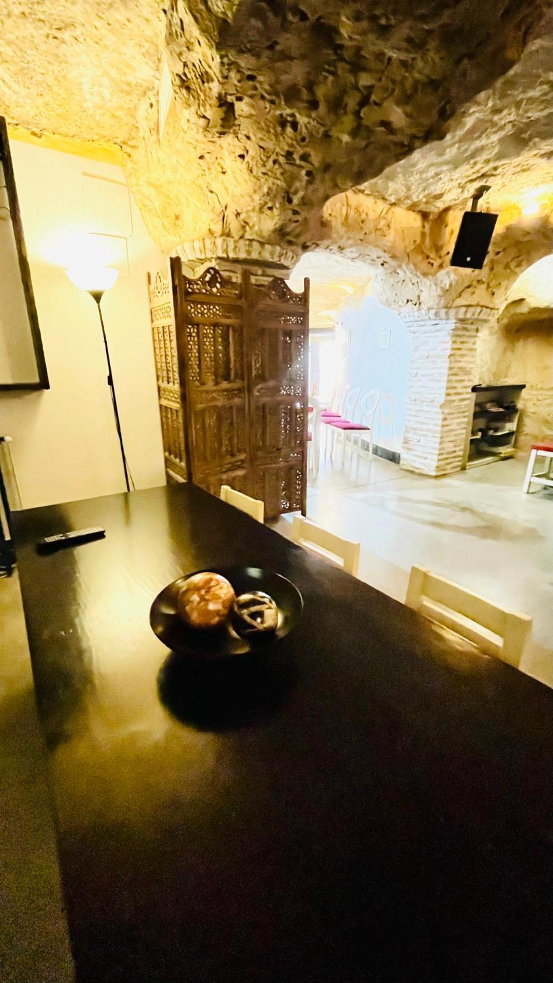 Casa Rural Cueva El Nido Casas de Fernando Alonso 外观 照片